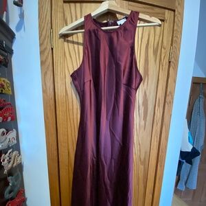 Burgundy full-length Le Lis collection dress